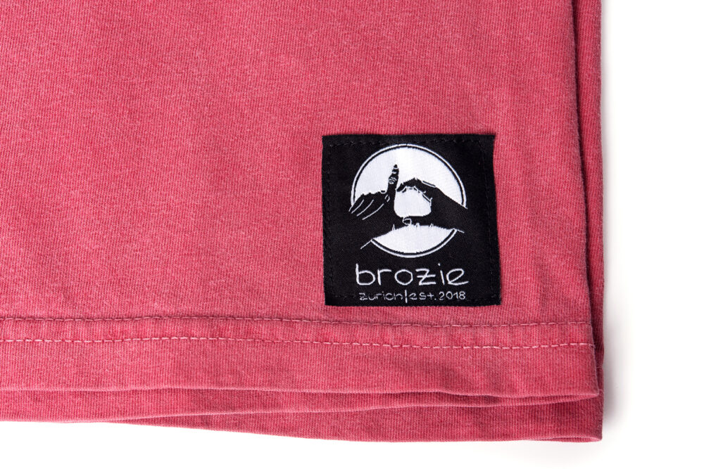 t-shirt heartey