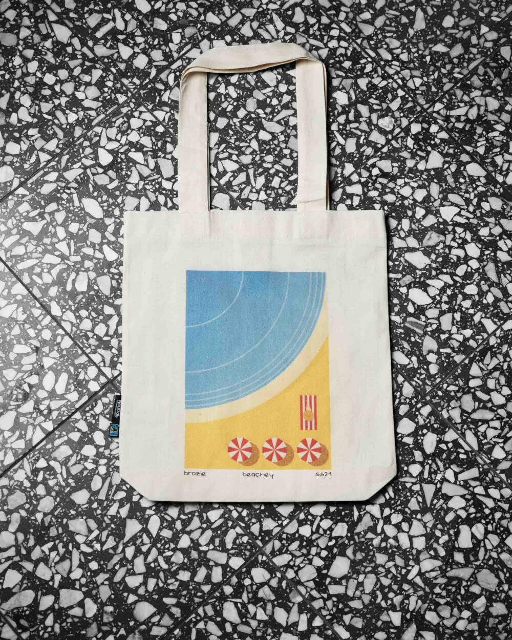 tote bag - beachey